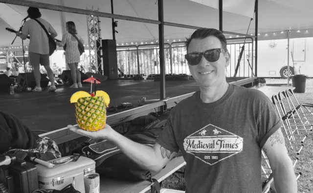 Backstage with a virgin piña colada. Perfect treat before we went on. Thank you, SIK Promotions, Inc , for having us! We had a wonderful time. 🥰